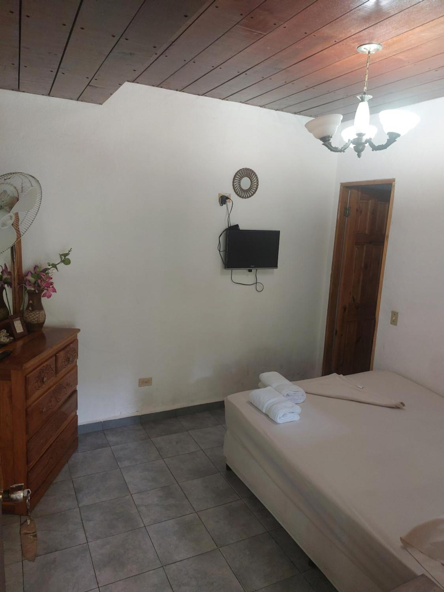 Hostel Wunderbar Puerto Lindo Δωμάτιο φωτογραφία